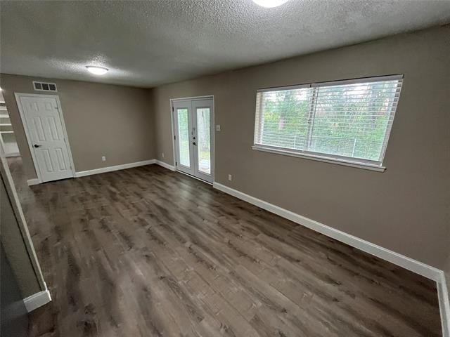 Building Photo - 504 Seaside Dr