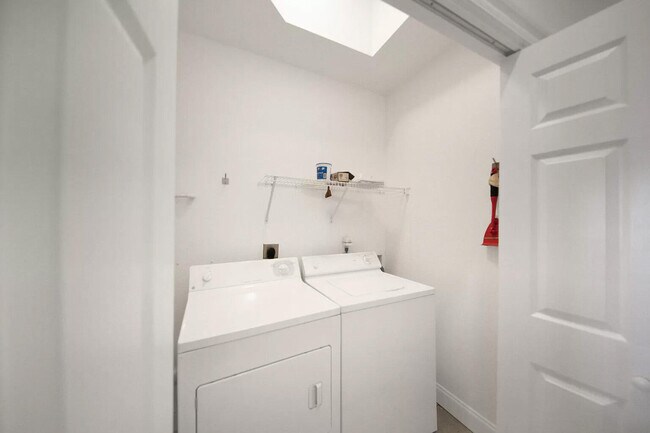 Building Photo - 4507 Furling Ln
