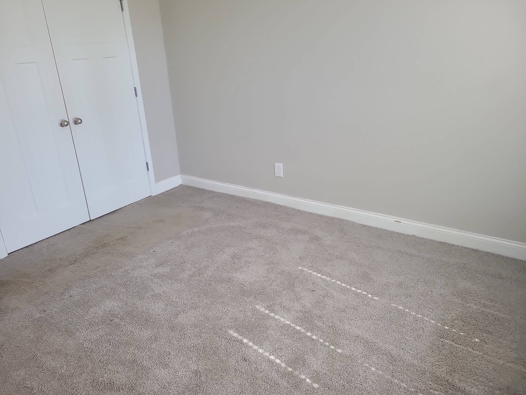 Building Photo - Room in House on Kestrel Cir