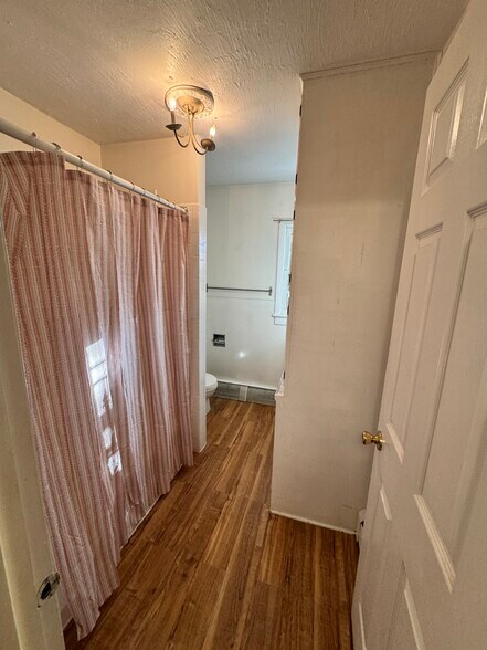 Building Photo - 220 Stockton St