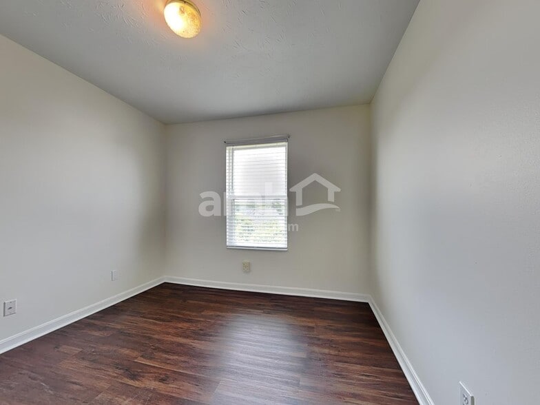 Building Photo - 7432 Big Horn Ct