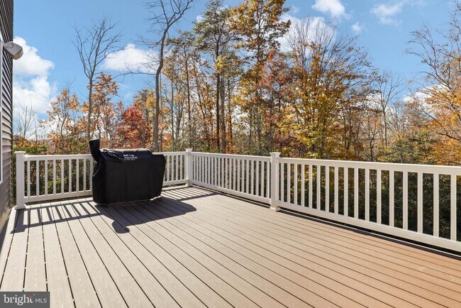 Building Photo - 212 Southern View Dr