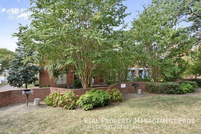 Building Photo - 610 N West St