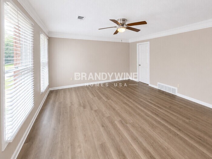 Building Photo - 7726 Killdeer Ln