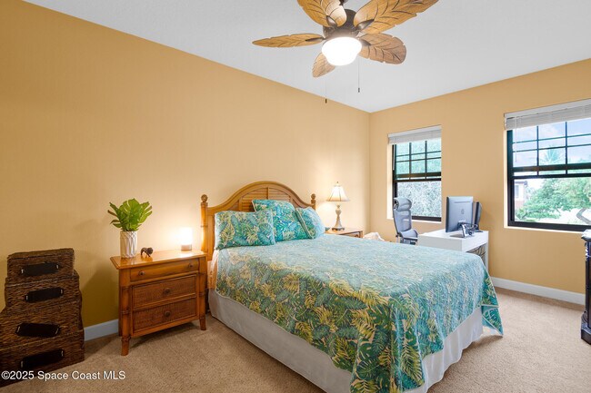 Building Photo - 746 Ventura Dr