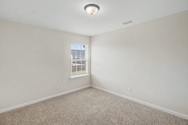 Building Photo - 319 Herty Ln