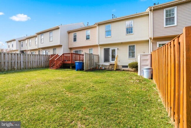 Building Photo - 8016 Brightlight Pl