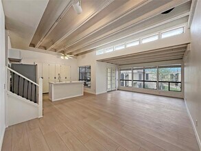 Building Photo - 5804 Circulo Dr