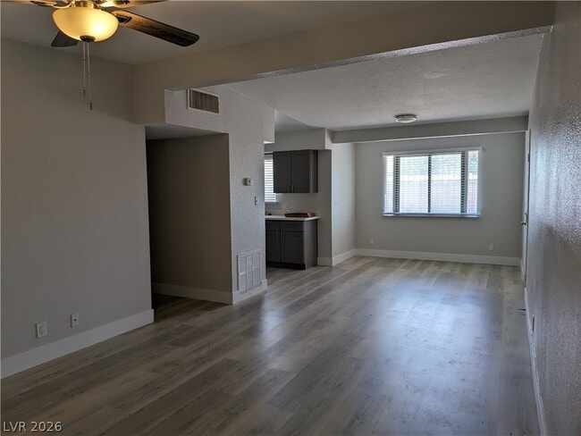 Building Photo - 4379 Hilldale Ave