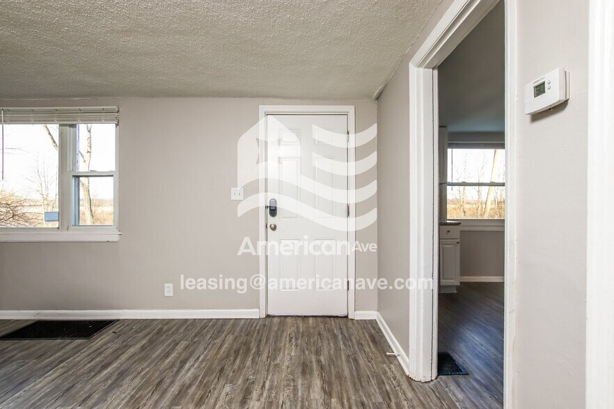 Building Photo - 1709 Campbell Dr