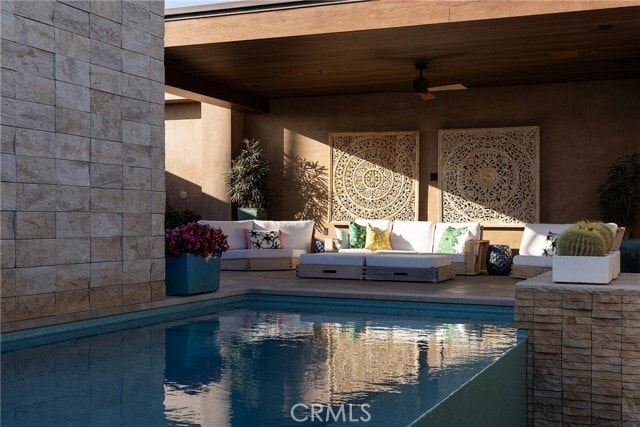 Building Photo - 2495 Riviera Dr