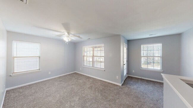 Building Photo - 16126 Long Talon Way