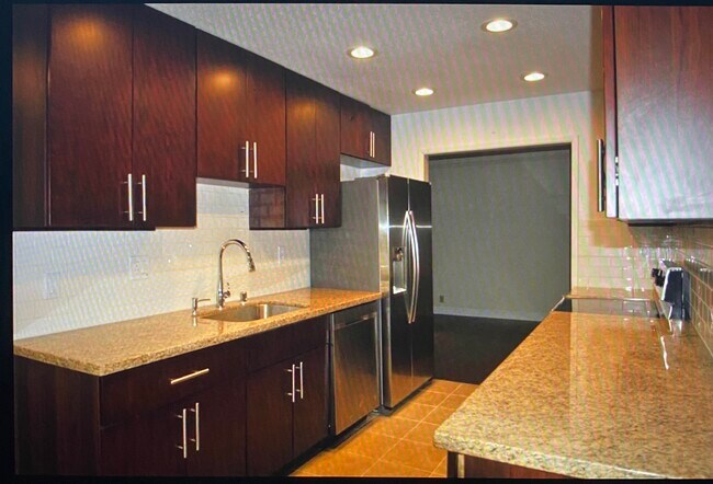 kitchen.Updated appliances - 13 Quail Hill Ln