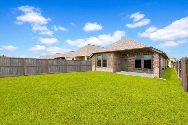 Building Photo - 2511 Summer Peach St