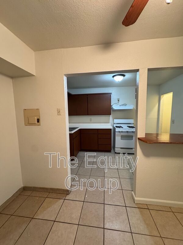 Building Photo - 32606 Rd 124