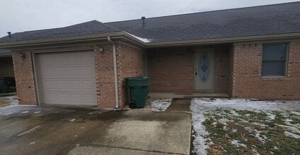 Building Photo - 3425 Legacy Run