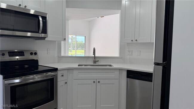 Building Photo - 1526 Trafalgar Ln