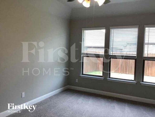 Building Photo - 111 Balsam Dr