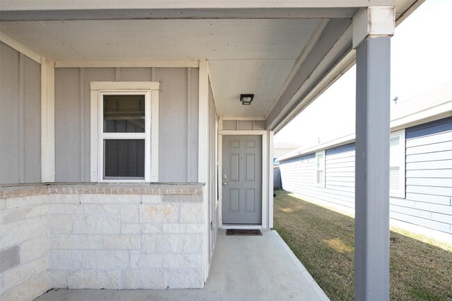 Building Photo - 24023 Swather Wy