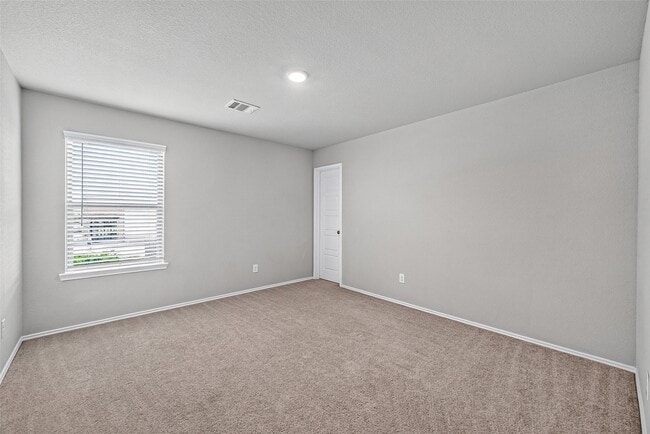Building Photo - 21522 Autumn Summit St
