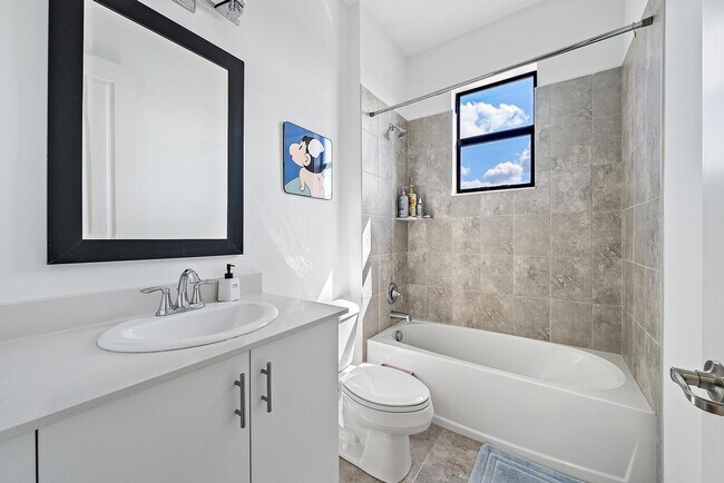 Building Photo - 5420 Quiet Lake Pl