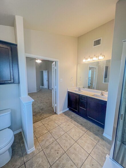 Building Photo - 248 Geode Ln