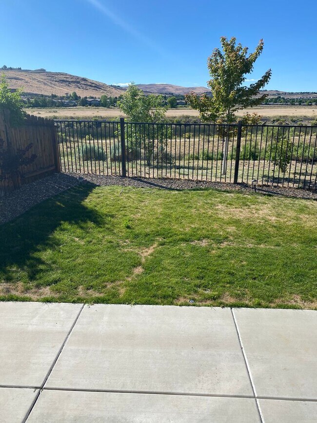 Building Photo - 1219 Turnberry Dr