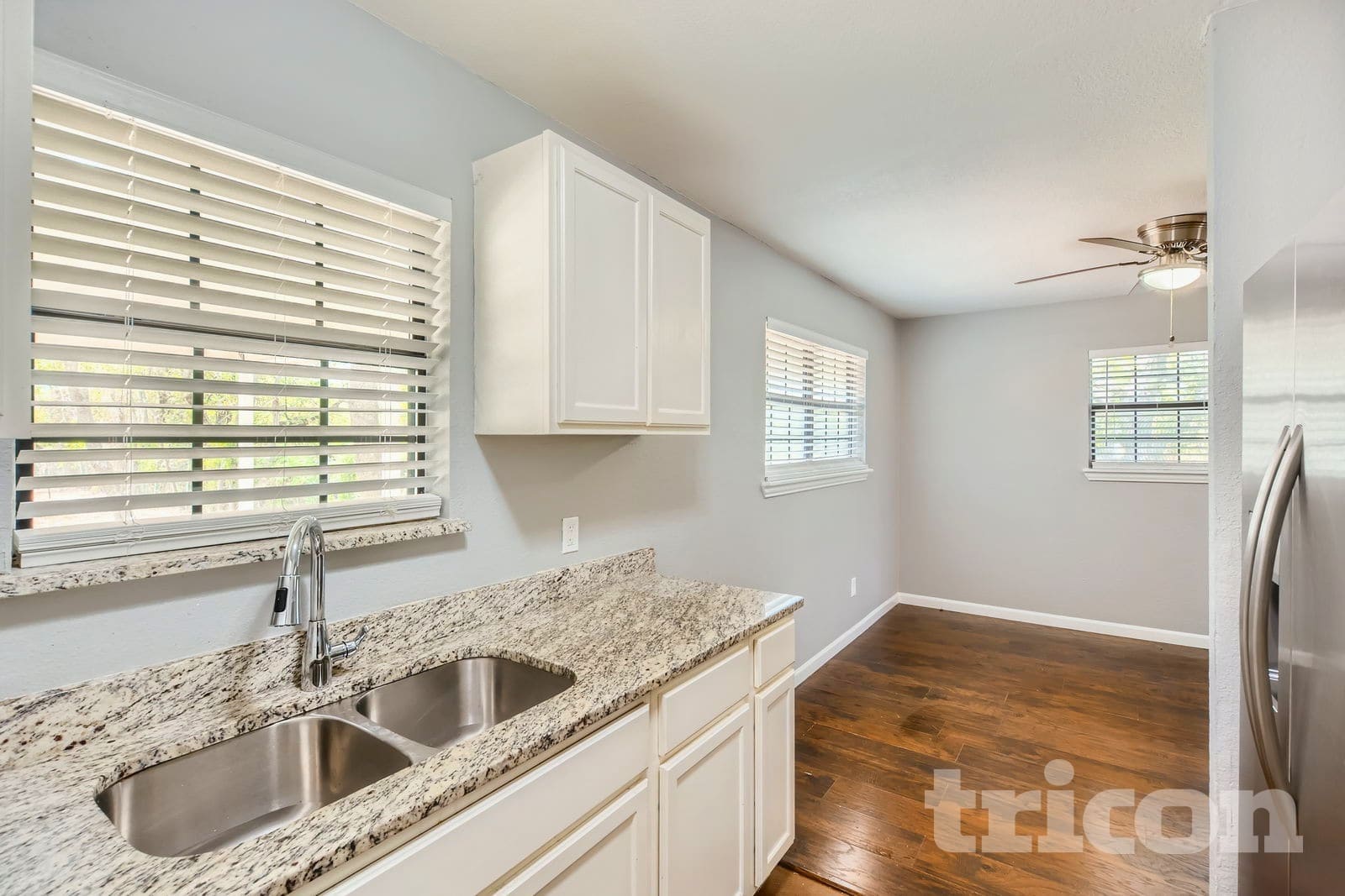 Building Photo - 306 Lakey Rd