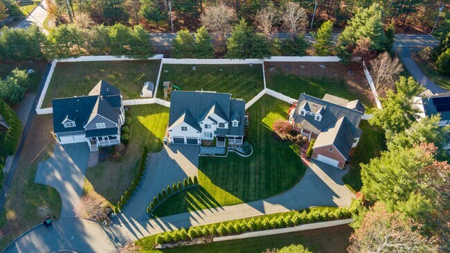 Building Photo - 5 Neff Dr