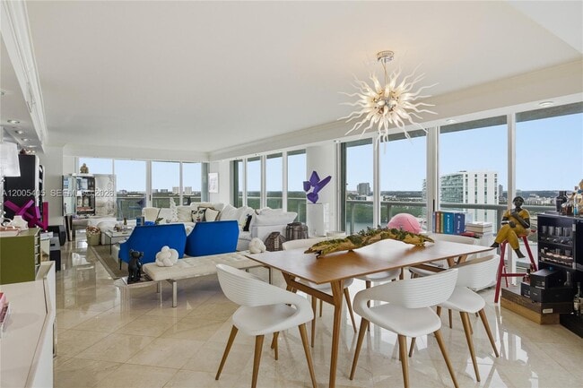 Building Photo - 16500 Collins Ave