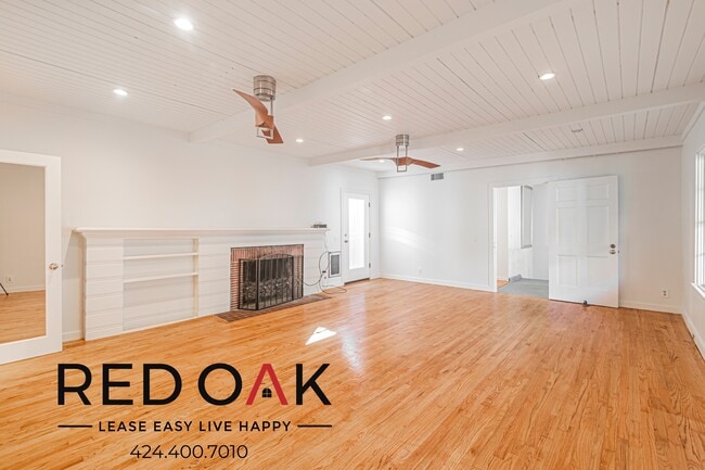 Building Photo - 2421 California Ave