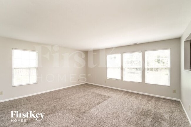 Building Photo - 1112 Rainier Ln