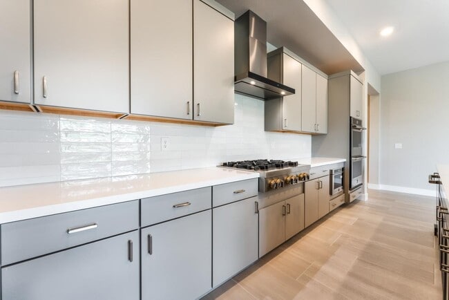 Interior Photo - Mira Villa at Summerlin