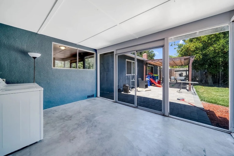 Building Photo - 1158 Pembridge Dr