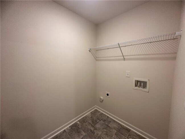 Building Photo - 615 Quail Pass