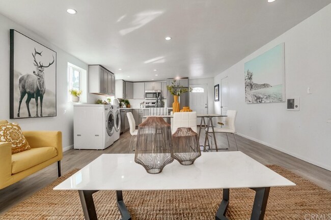 Building Photo - 25826 Hillworth Ave