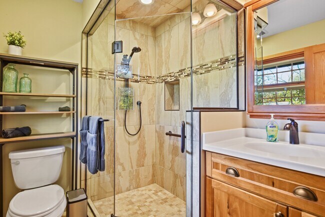 Building Photo - 1889 Paddock Pl