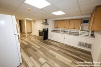 Building Photo - 1026 Chestnut St