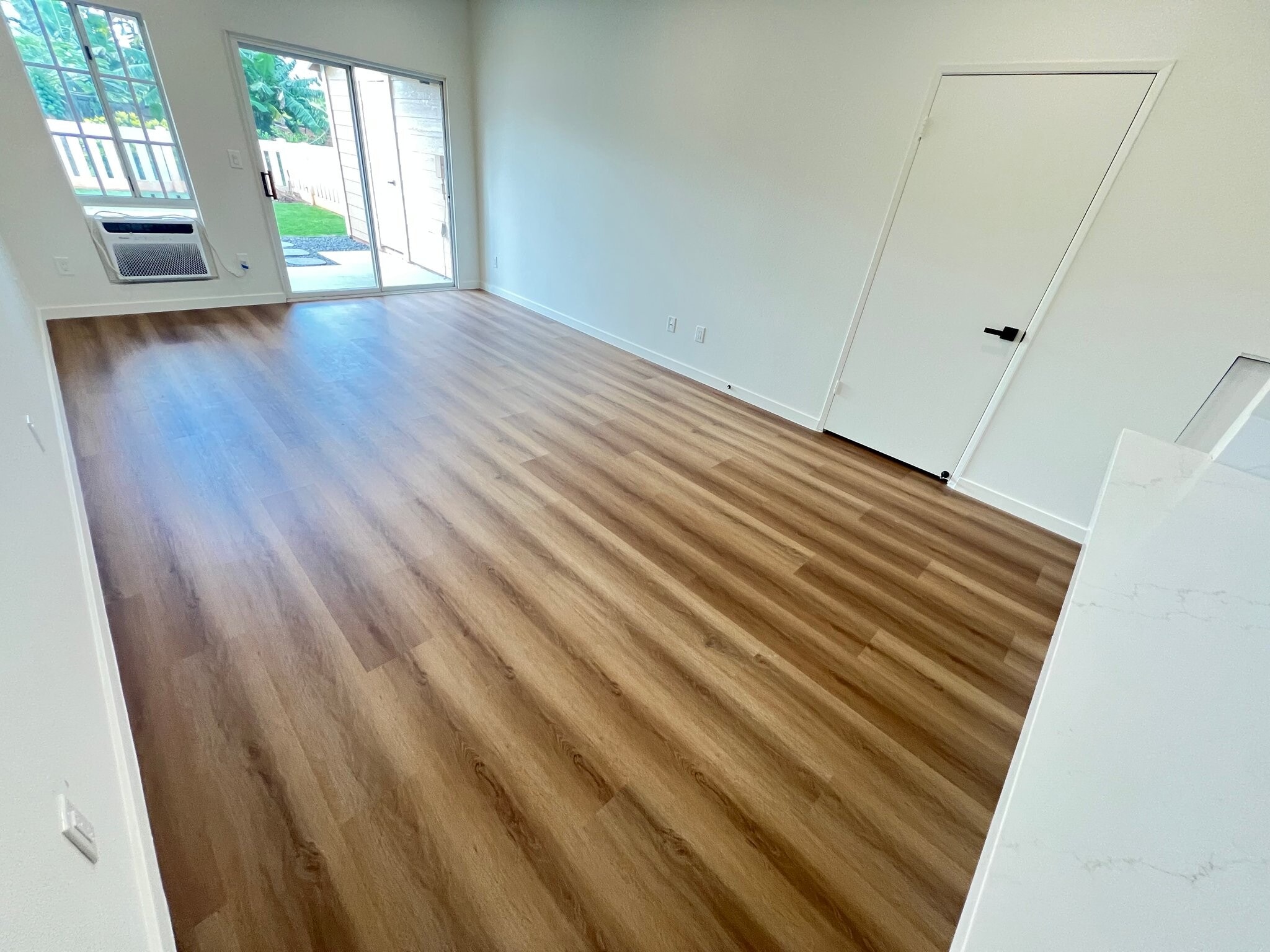 Building Photo - 94-690-690 Lumiauau St