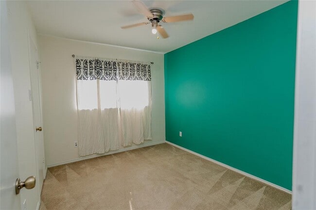 Building Photo - 1806 Ruthie Run