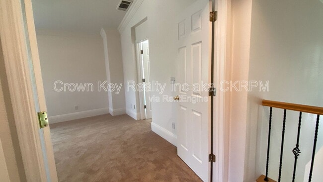 Building Photo - 673 Nacomis Ct