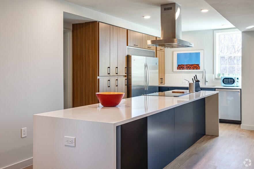 Primary Photo - OSLOhill Co-Living Apartments