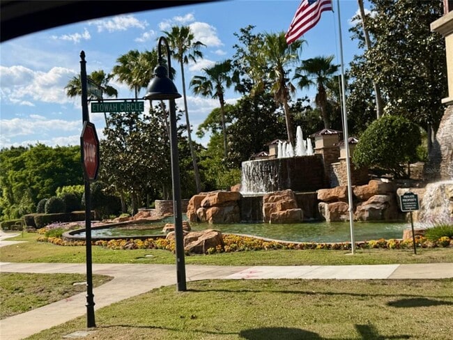 Building Photo - 3342 Landing Vw