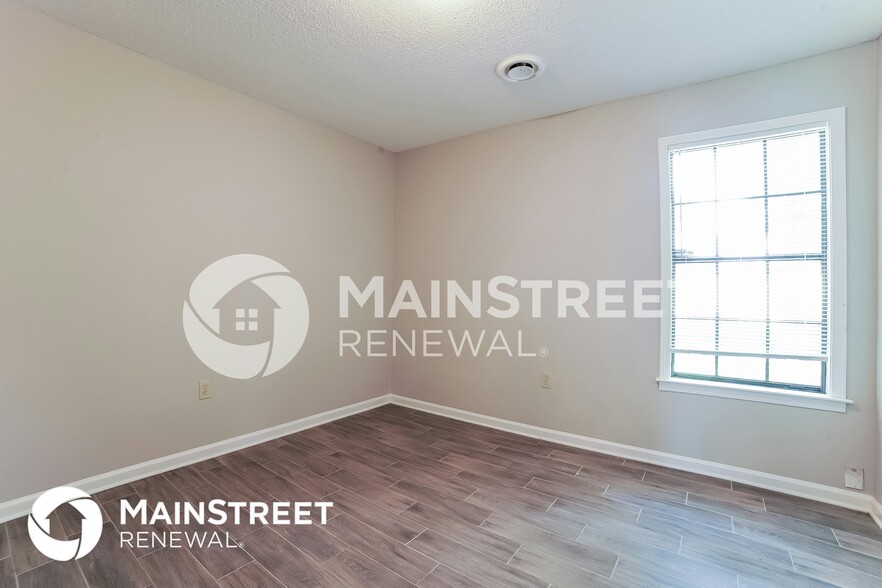 Building Photo - 6552 Gadwall Dr N