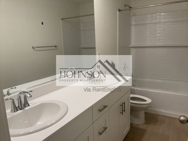 Building Photo - 16411 Bandon Ln