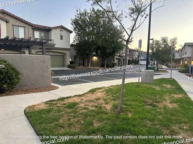 Building Photo - Nice Home For Rent