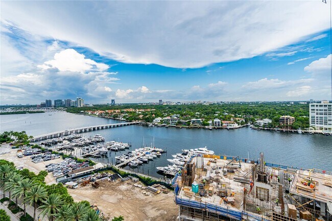 Building Photo - 3 Grove Isle Dr