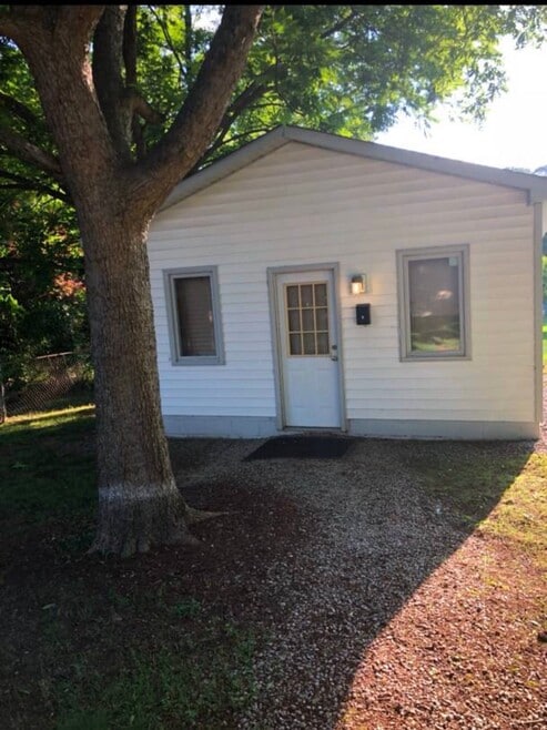 Building Photo - 3519 Baugh St