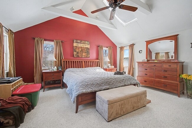 Building Photo - 268 Wood St