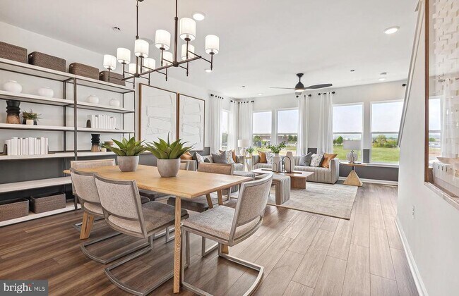 Building Photo - 14400 Leafhopper Dr